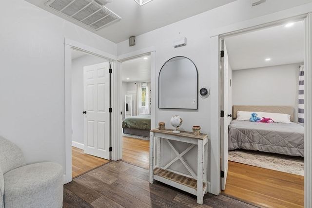 89 Lexington Ave, Dartmouth, MA 02747