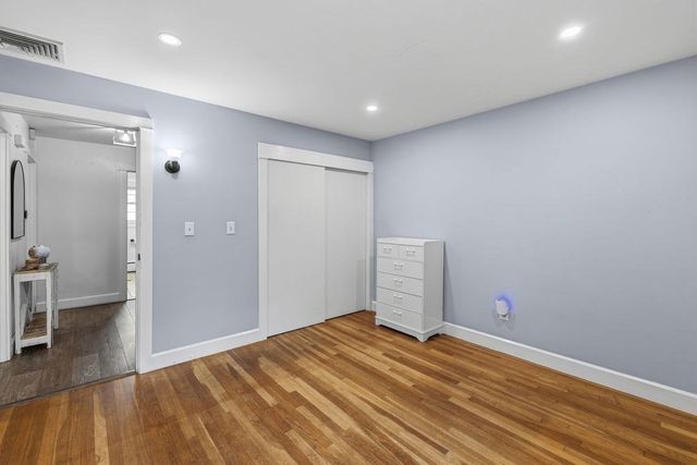 89 Lexington Ave, Dartmouth, MA 02747