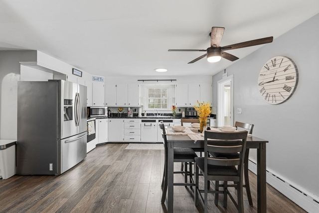 89 Lexington Ave, Dartmouth, MA 02747