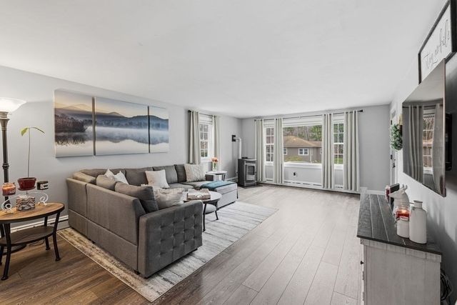 89 Lexington Ave, Dartmouth, MA 02747