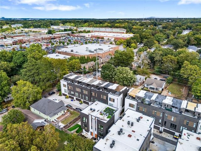 52 Reynolds Square Lane, Atlanta, GA 30307