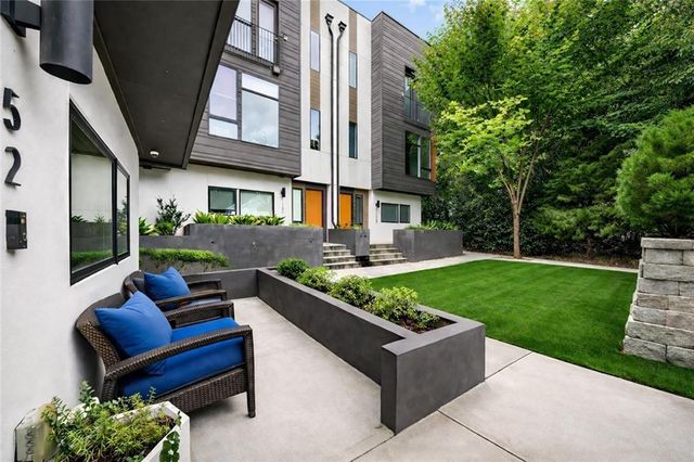 52 Reynolds Square Lane, Atlanta, GA 30307