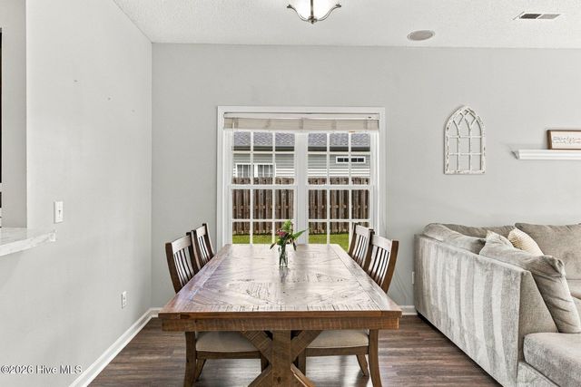 7304 Farrington Farms Drive, Wilmington, NC 28411