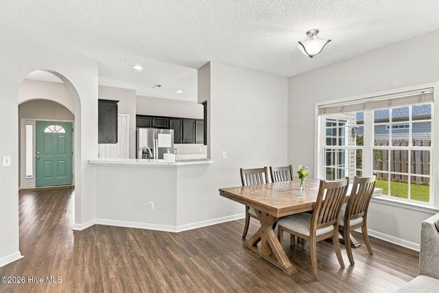 7304 Farrington Farms Drive, Wilmington, NC 28411