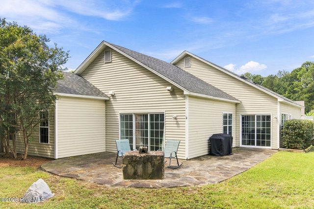 7304 Farrington Farms Drive, Wilmington, NC 28411