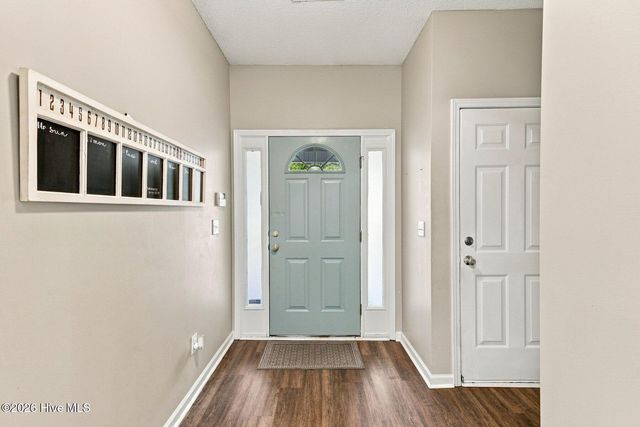 7304 Farrington Farms Drive, Wilmington, NC 28411