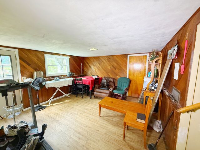 2210 Hermon Avenue, Zion, IL 60099