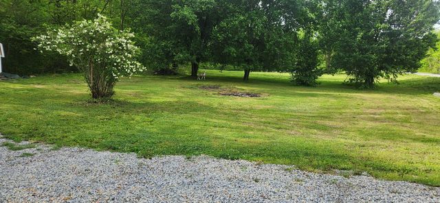 706 Highway 100, W, Centerville, TN 37033