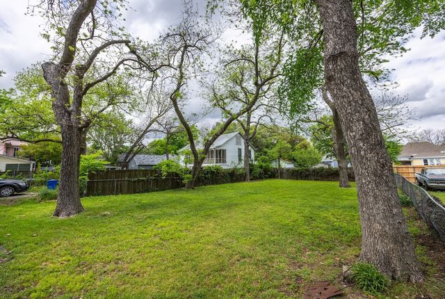 309 E Franklin Street, Hillsboro, TX 76645