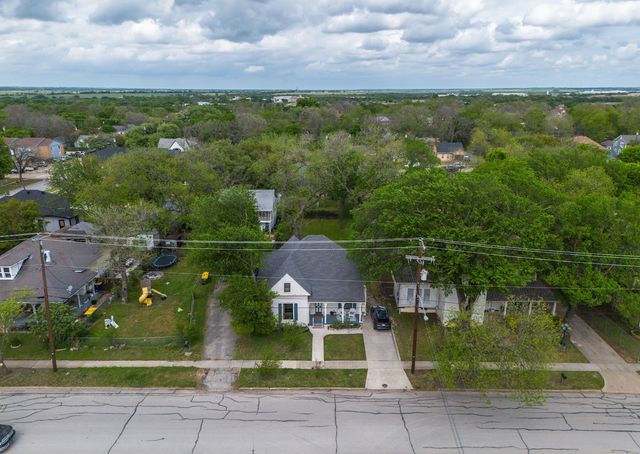 309 E Franklin Street, Hillsboro, TX 76645