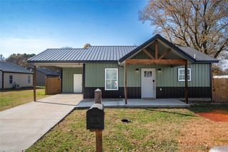 1141 W Delaware Street, Westville, OK 74965