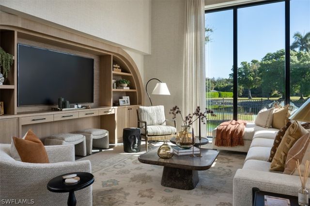 22 Las Brisas WAY 23, Naples, FL 34108