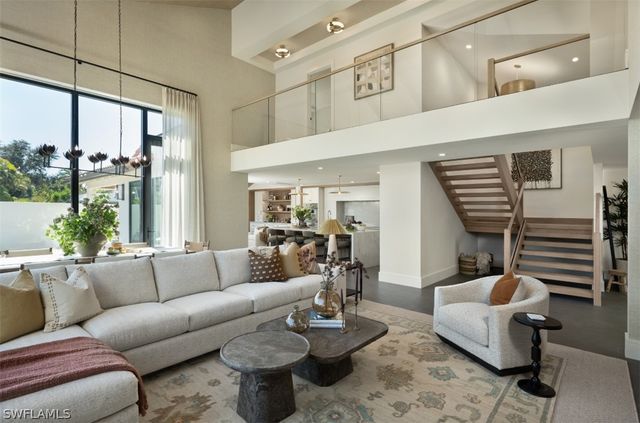 22 Las Brisas WAY 23, Naples, FL 34108