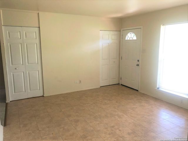 626 AVIATION AVE, Schertz, TX 78154