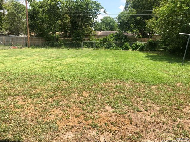 626 AVIATION AVE, Schertz, TX 78154