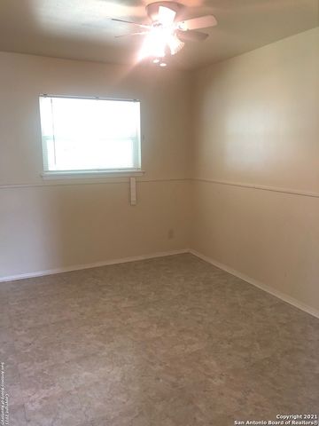 626 AVIATION AVE, Schertz, TX 78154