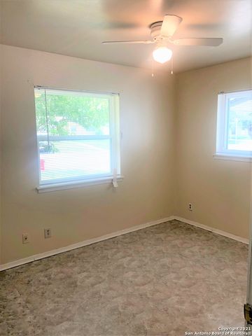 626 AVIATION AVE, Schertz, TX 78154