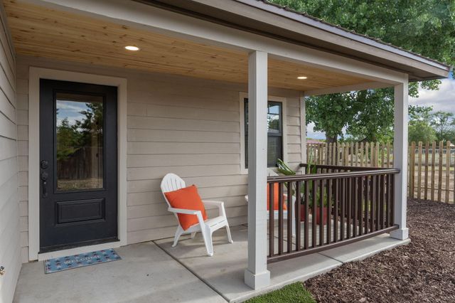 7521 Sanchez Road SW, Albuquerque, NM 87105