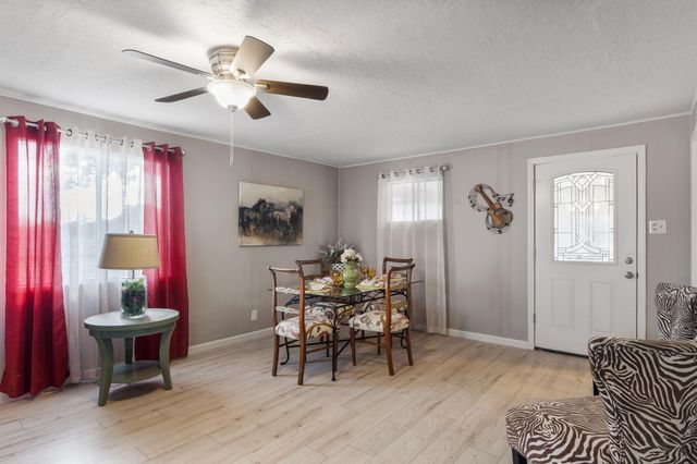 7521 Sanchez Road SW, Albuquerque, NM 87105