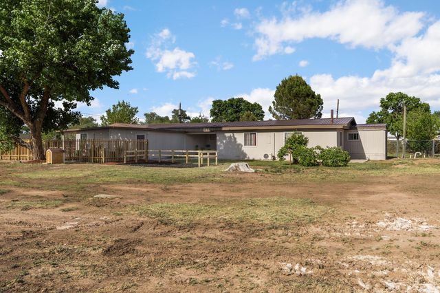 7521 Sanchez Road SW, Albuquerque, NM 87105