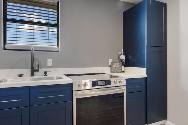 7521 Sanchez Road SW, Albuquerque, NM 87105