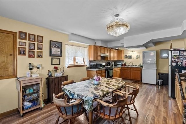 394 Lees River Avenue, Somerset, MA 02725