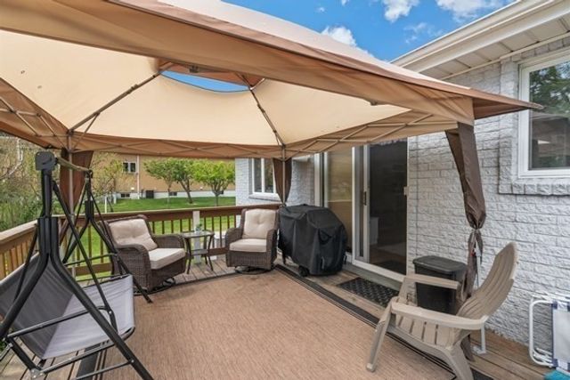 394 Lees River Avenue, Somerset, MA 02725