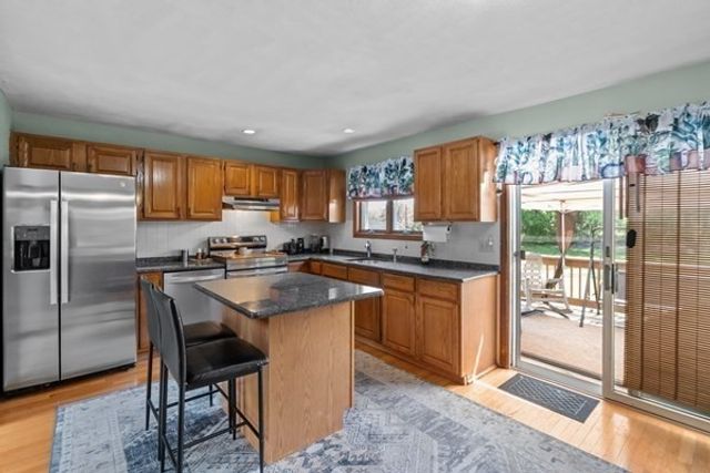 394 Lees River Avenue, Somerset, MA 02725