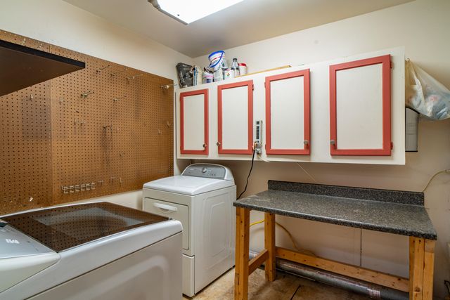 34839 John Hauk Street, Westland, MI 48185