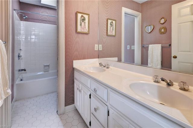 127 Woodmere CT, Williamsburg, VA 23185
