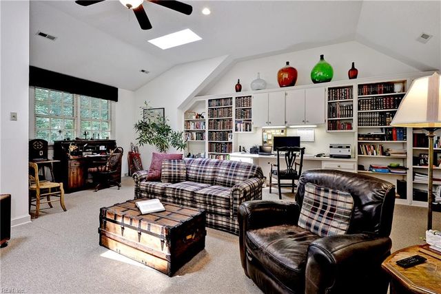 127 Woodmere CT, Williamsburg, VA 23185