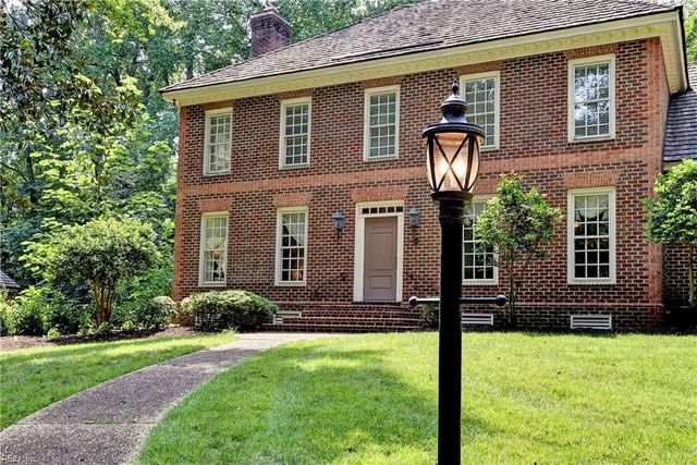 127 Woodmere CT, Williamsburg, VA 23185