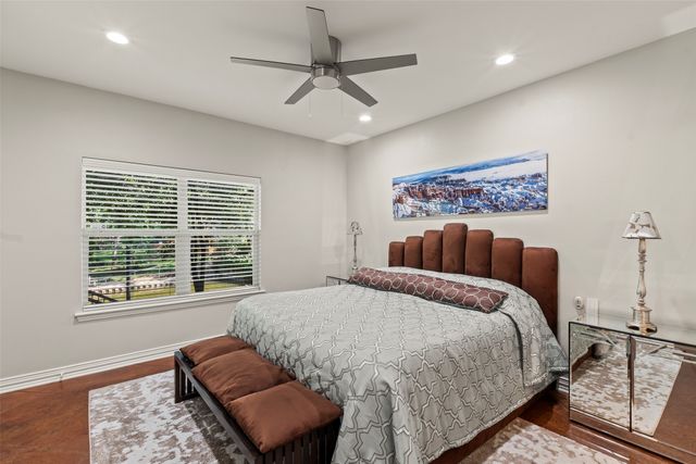 124 Robin Hood Way, Gun Barrel City, TX 75156