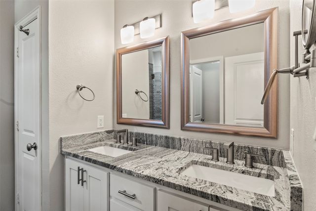 124 Robin Hood Way, Gun Barrel City, TX 75156