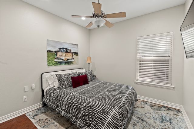 124 Robin Hood Way, Gun Barrel City, TX 75156