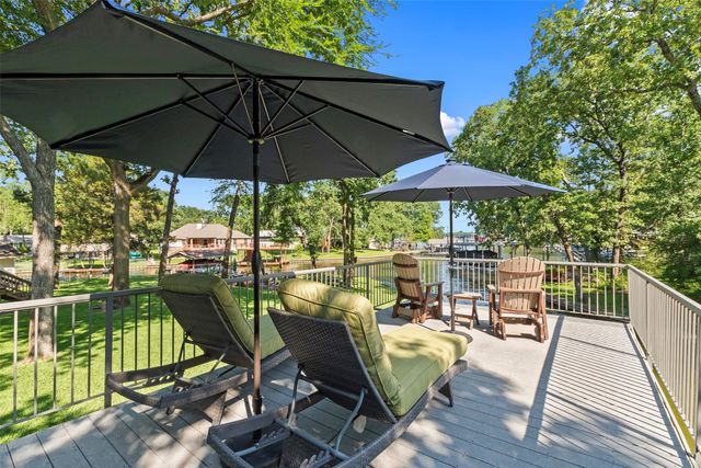124 Robin Hood Way, Gun Barrel City, TX 75156