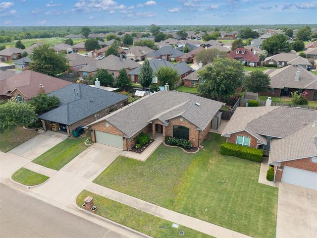 717 SW 155th Place, Oklahoma City, OK 73170