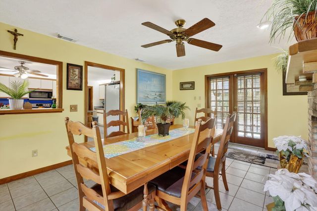 600 Gopher Hill Road, Fort Pierce, FL 34982