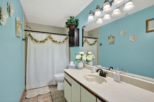 600 Gopher Hill Road, Fort Pierce, FL 34982