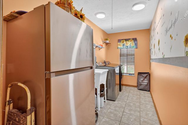 600 Gopher Hill Road, Fort Pierce, FL 34982