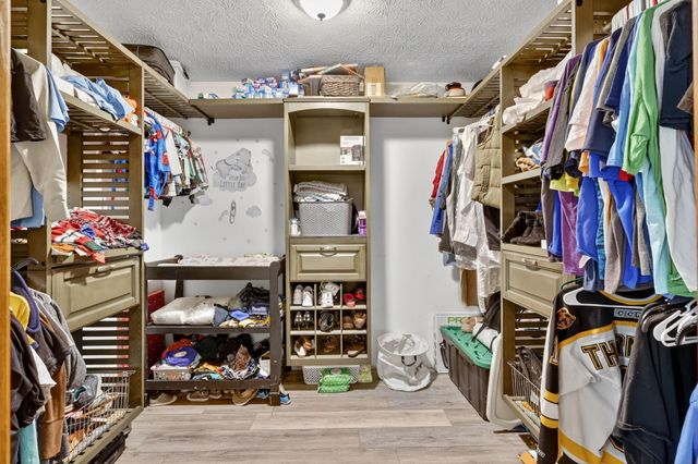 600 Gopher Hill Road, Fort Pierce, FL 34982