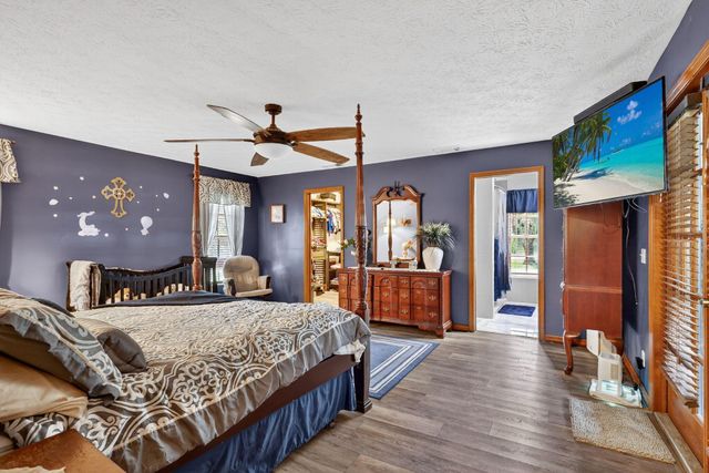 600 Gopher Hill Road, Fort Pierce, FL 34982