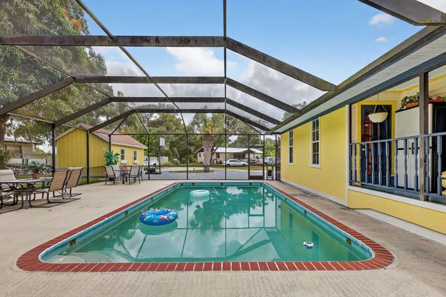 600 Gopher Hill Road, Fort Pierce, FL 34982