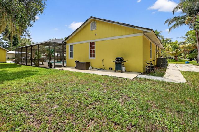 600 Gopher Hill Road, Fort Pierce, FL 34982