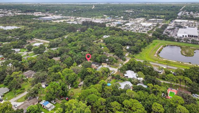 600 Gopher Hill Road, Fort Pierce, FL 34982