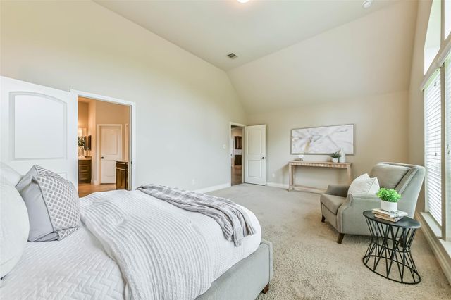 4039 N Creekmont Drive, Fresno, TX 77545