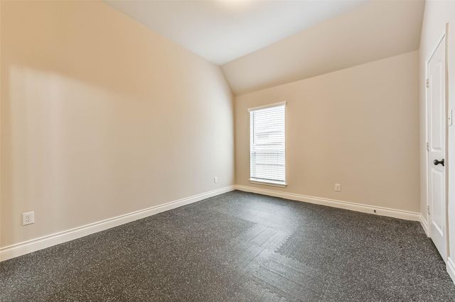 4039 N Creekmont Drive, Fresno, TX 77545