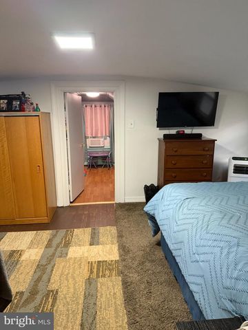 523 OLEY ST, Wyomissing, PA 19610