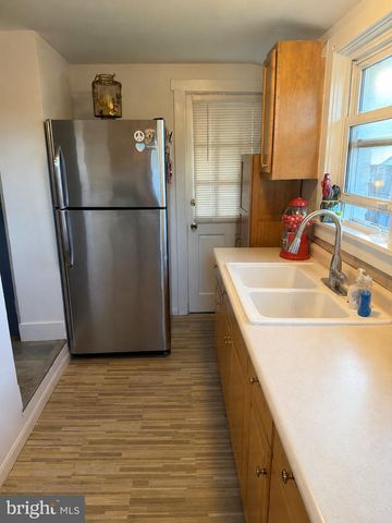 523 OLEY ST, Wyomissing, PA 19610