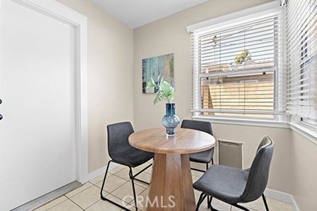 323 E El Sur Street, Monrovia, CA 91016